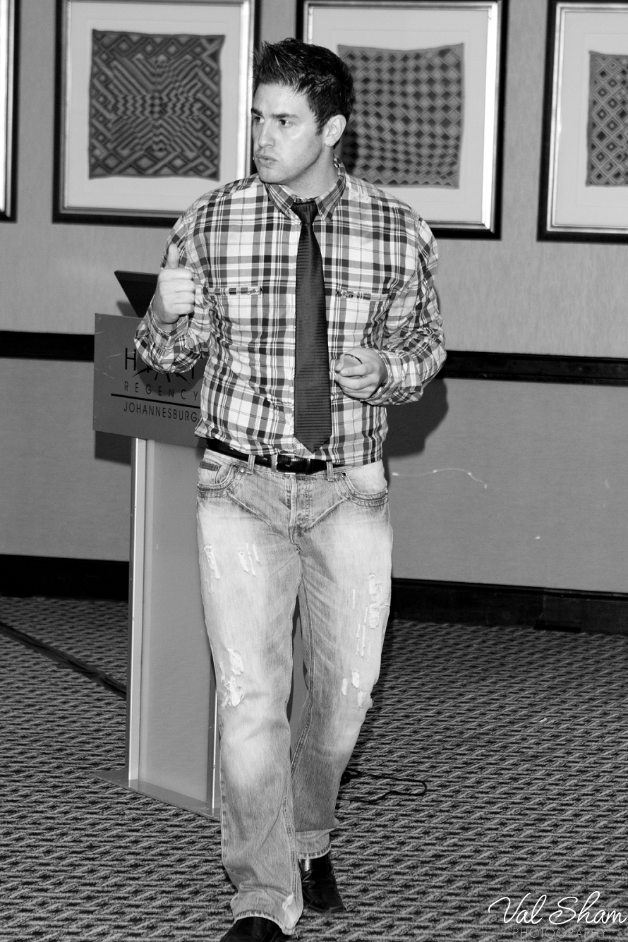 Val Sham Photography_Book-review_022