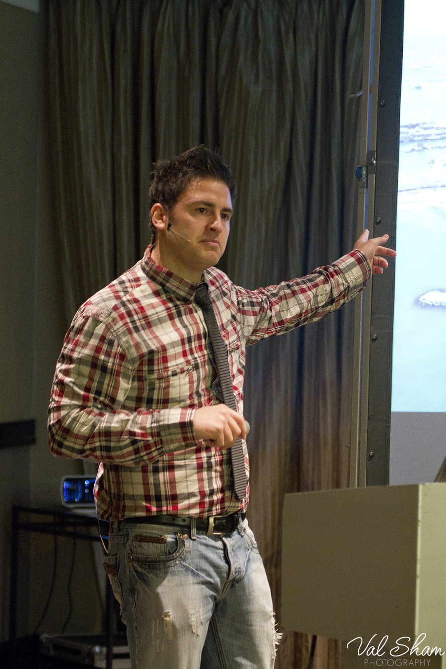 Val Sham Photography_Book-review_023